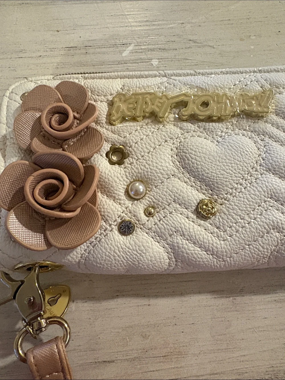 Betsey Johnson White Quilted Wristlet Wallet with Cream Floral Accents